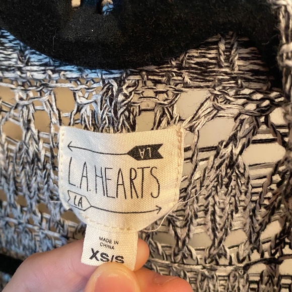 LA Hearts Cardigan - Picture 2 of 2